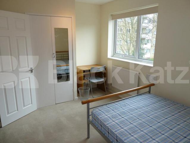 			INCLUSIVE OF COUNCIL TAX, 2 Bedroom, 1 bath, 1 reception Flat			 Birchmore Walk, Highbury Quadrant